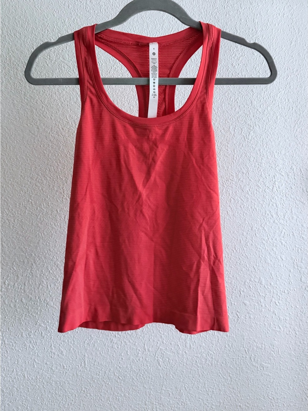 Lululemon Women’s Solar Orange Swiftly Tech Racerback Tank